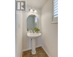 386 FAIRWAY ROAD - 27