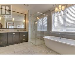27 OTTERVIEW DRIVE - 23