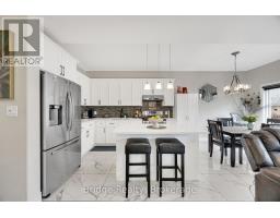 2832 DOYLE DRIVE - 21