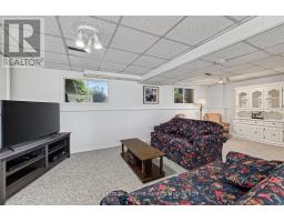 9 COMMISSIONER STREET W - 27