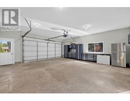 9 COMMISSIONER STREET W - 30