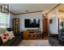 84 - 340 FRONT ROAD - 19