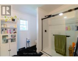 84 - 340 FRONT ROAD - 22