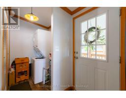 84 - 340 FRONT ROAD - 27