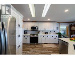84 - 340 FRONT ROAD - 32