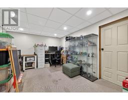 111 CARNEGIE STREET - 33