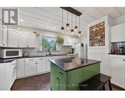 301 THAMES STREET S - 9