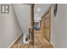 18 QUEEN STREET E - 19