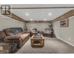 18 QUEEN STREET E - 28