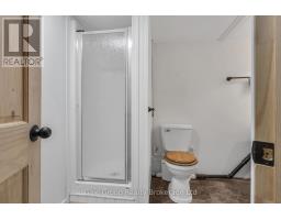 18 QUEEN STREET E - 31