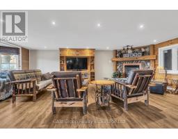 18 QUEEN STREET E - 9