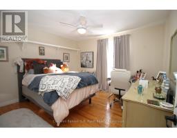 28 WELLINGTON STREET W - 20
