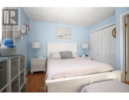 28 WELLINGTON STREET W - 25
