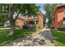 457 BULLER STREET - 3