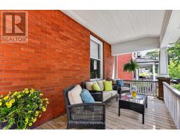 457 BULLER STREET - 6
