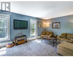22 FRONT ROAD - 7