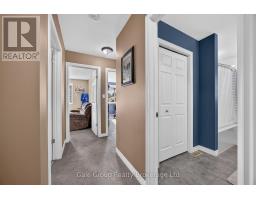 507 HUMMINGBIRD CRESCENT - 21
