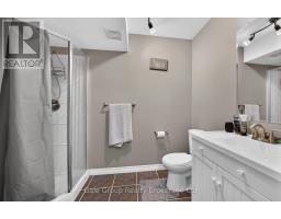 507 HUMMINGBIRD CRESCENT - 26