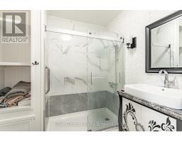 719 SOUTHWOOD WAY - 18