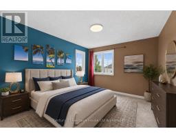 644 HUMMINGBIRD CRESCENT - 31