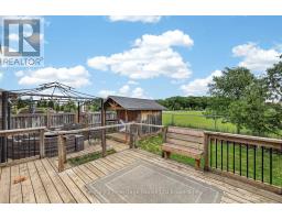 644 HUMMINGBIRD CRESCENT - 37
