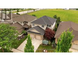 644 HUMMINGBIRD CRESCENT - 6