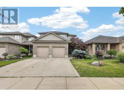 644 HUMMINGBIRD CRESCENT - 7