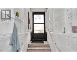 117 WONHAM STREET S - 24