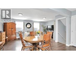 117 WONHAM STREET S - 30