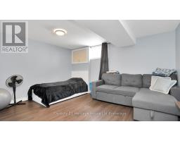 117 WONHAM STREET S - 35