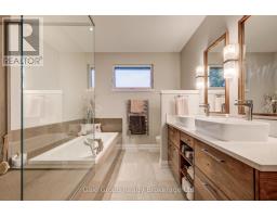 8 PITTOCK PARK ROAD - 25