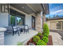 8 PITTOCK PARK ROAD - 3