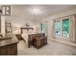 8 PITTOCK PARK ROAD - 37
