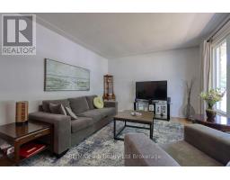 18 CHISHOLM DRIVE - 21