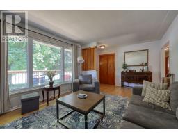 18 CHISHOLM DRIVE - 22
