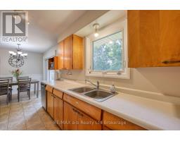 18 CHISHOLM DRIVE - 28