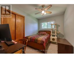 18 CHISHOLM DRIVE - 31