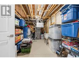 16 HUNTLEY AVENUE - 22