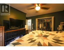 43 TRILLIUM DRIVE - 21
