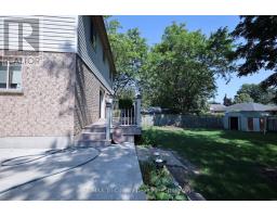 43 TRILLIUM DRIVE - 39