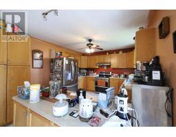 43 TRILLIUM DRIVE - 7