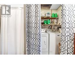 17 POTTERS ROAD - 22