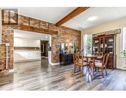 17 POTTERS ROAD - 9