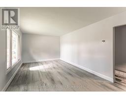 32A GLENDALE DRIVE - 11
