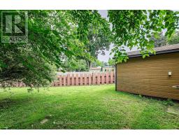 32A GLENDALE DRIVE - 26