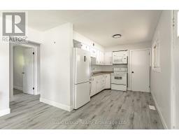 32A GLENDALE DRIVE - 7