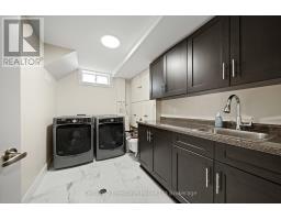 462 RIVERCREST DRIVE - 32