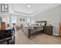 21 EVYLEAN COURT - 12