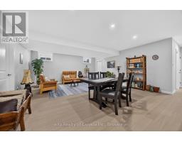 21 EVYLEAN COURT - 19