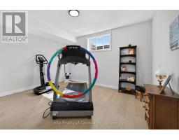 21 EVYLEAN COURT - 24
